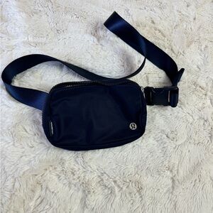 Lululemon navy blue belt bag